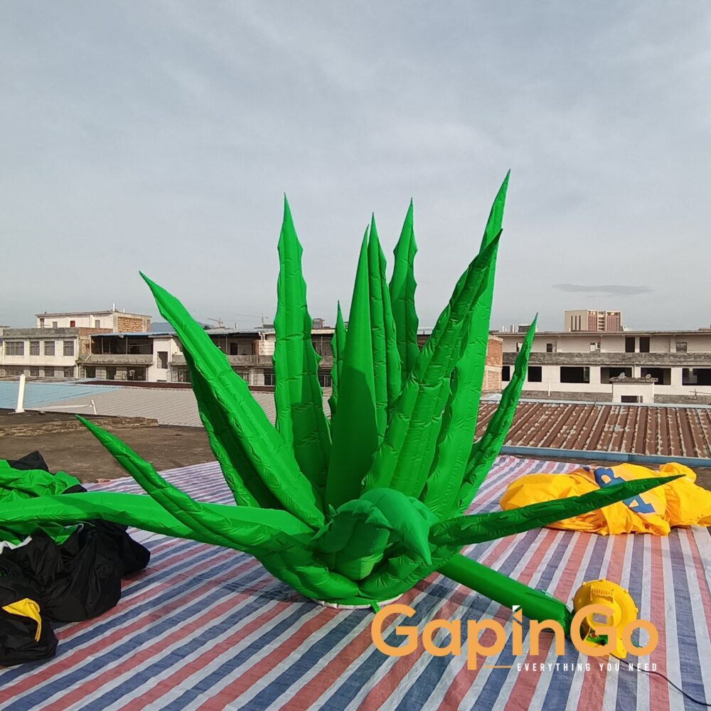 Inflatable Aloe Replica Flowering Plants Model
