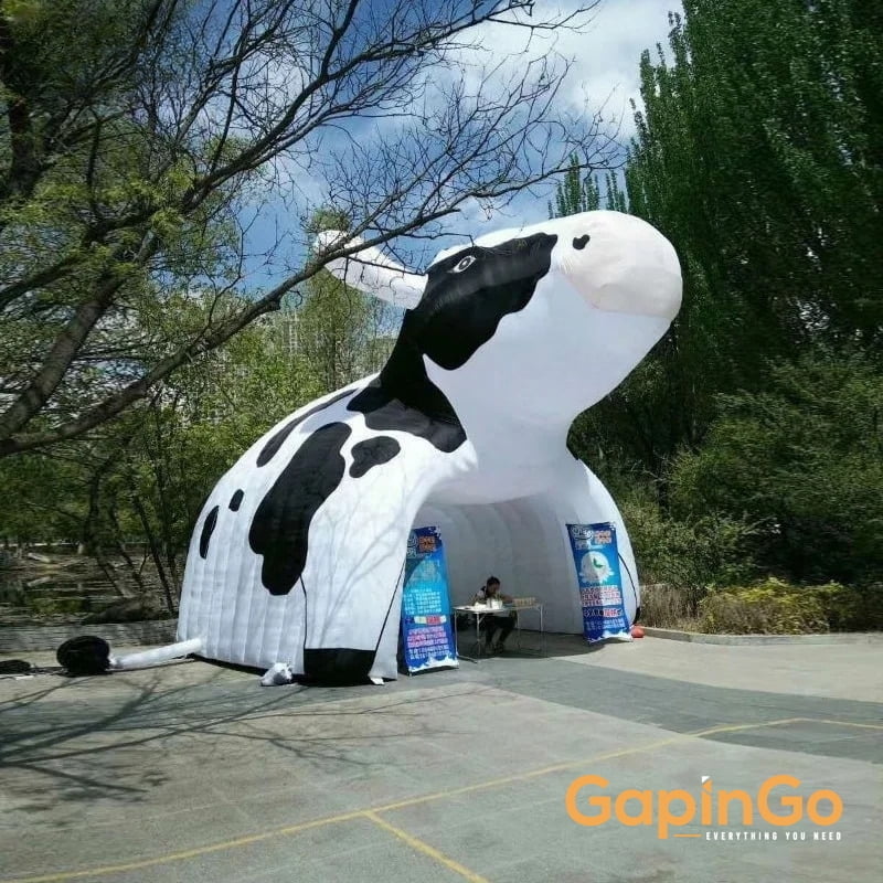 Animal Cartoon Model 6x5x6 Meters Inflatable Milk Cow Tunnel Tent With Custom Logo